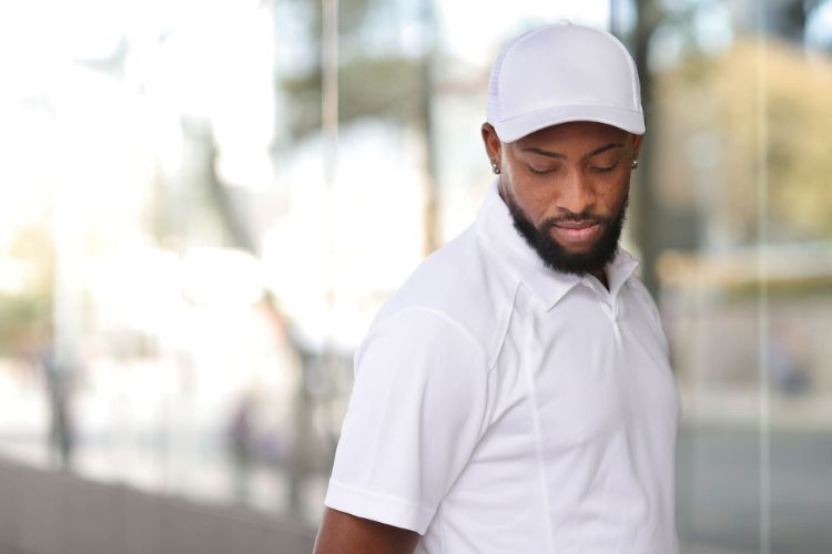Picture of INIVI SEAMLESS 2 PANEL COTTON/MESH - SNAPBACK