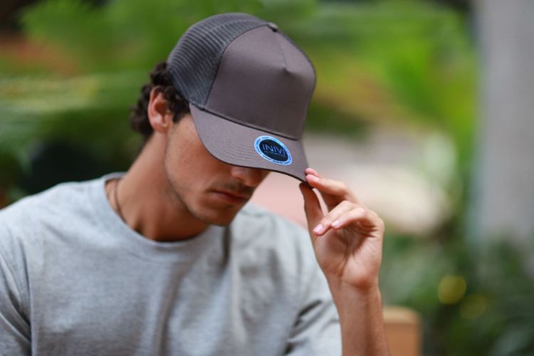 Picture of INIVI A FRAME WITH SEAMLESS MESH - SNAPBACK