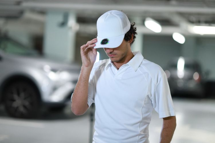 Picture of INIVI CLASSIC TRUCKER WITH SEAMLESS MESH - SNAPBACK